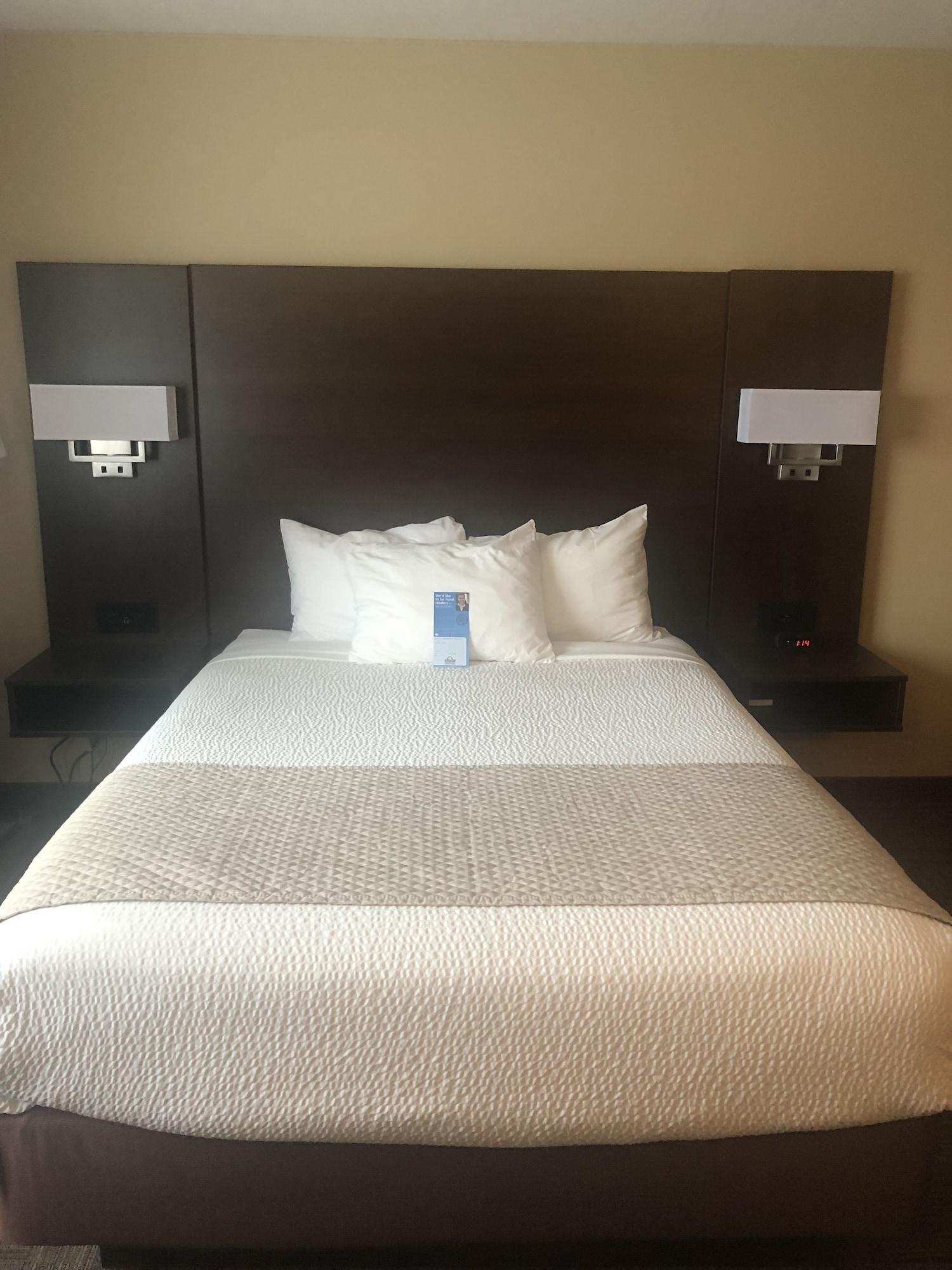 Days Inn By Wyndham Hinton Ngoại thất bức ảnh