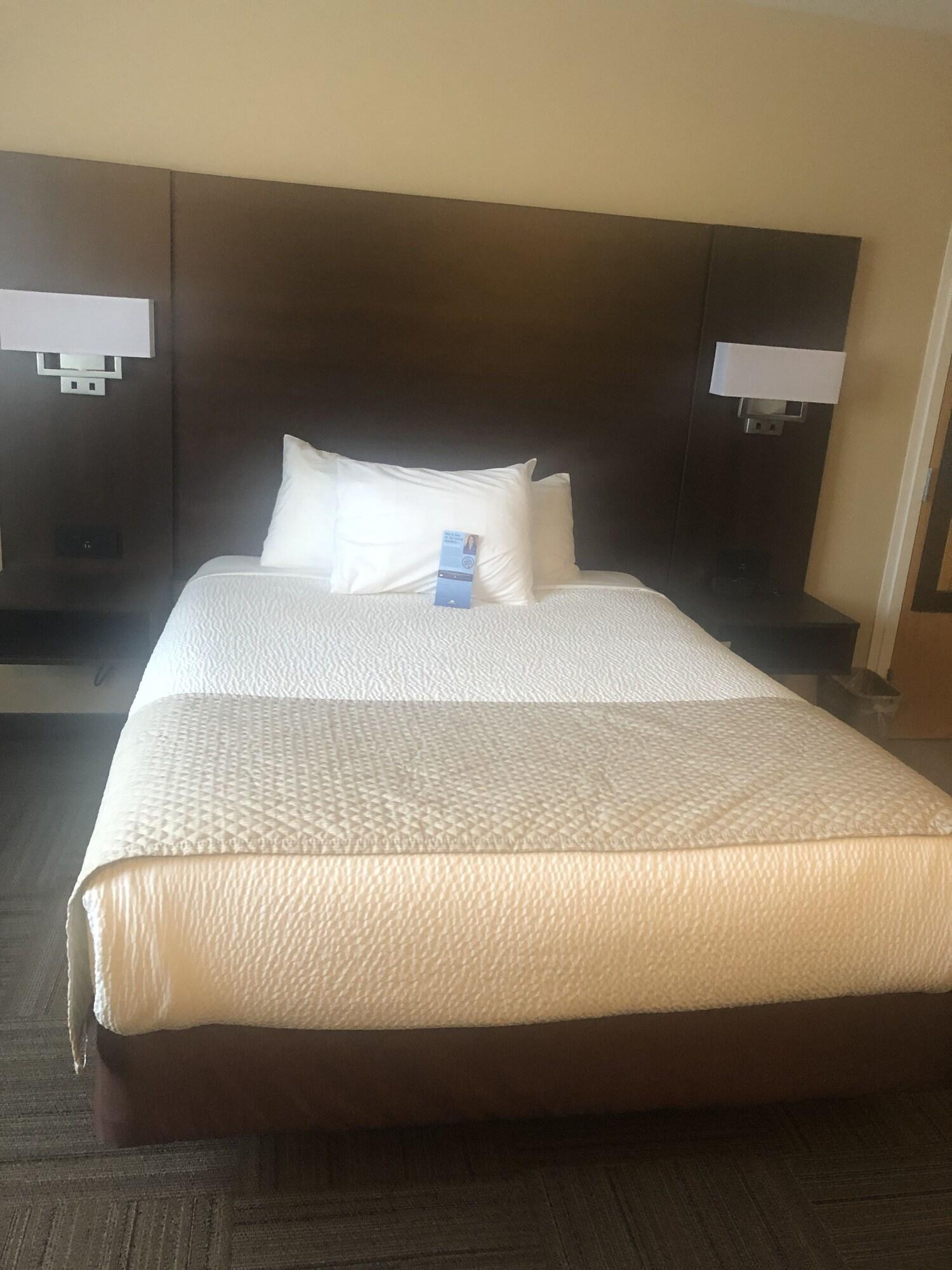 Days Inn By Wyndham Hinton Ngoại thất bức ảnh